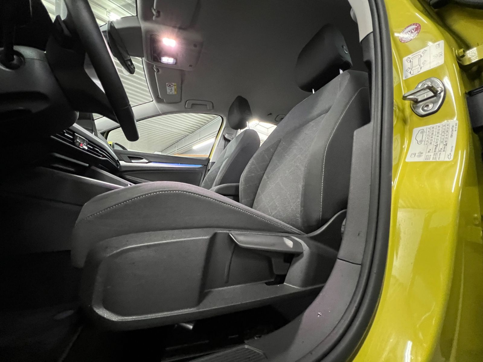 Volkswagen Golf VIII 2.0 TD Variant Life IQ+AHK+HuD+Limonen foto 21