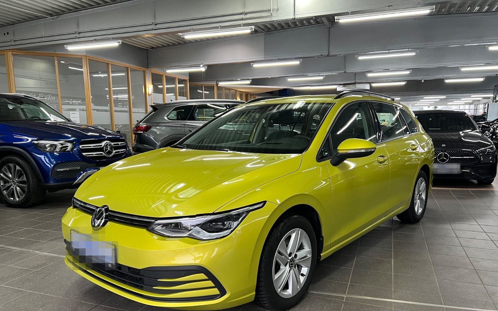 Volkswagen Golf VIII 2.0 TD Variant Life IQ+AHK+HuD+Limonen foto 5