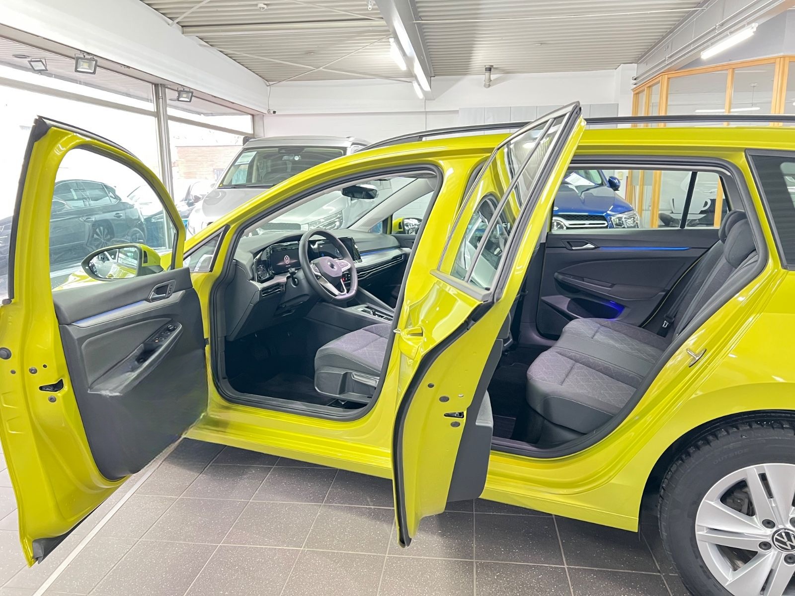 Volkswagen Golf VIII 2.0 TD Variant Life IQ+AHK+HuD+Limonen foto 7