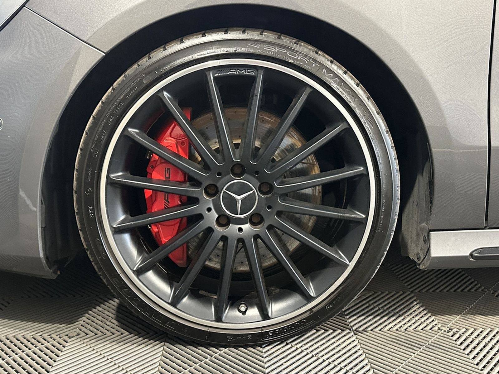 Mercedes-Benz A 45 AMG 4Ma.*NIGHT*LED-PANO-R.KAM-TEMPO-SHZ-19" foto 11