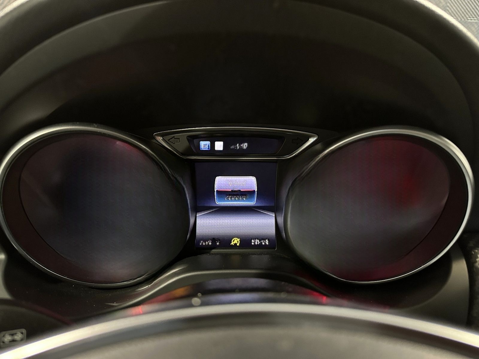 Mercedes-Benz A 45 AMG 4Ma.*NIGHT*LED-PANO-R.KAM-TEMPO-SHZ-19" foto 32