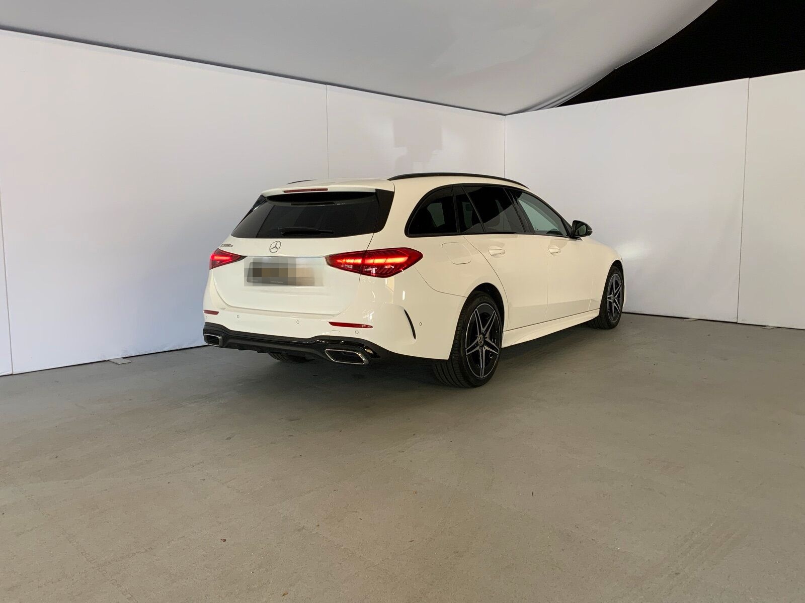 Mercedes-Benz C 300 e T AMG Pano DISTRO AHK Night 360° Memory foto 5