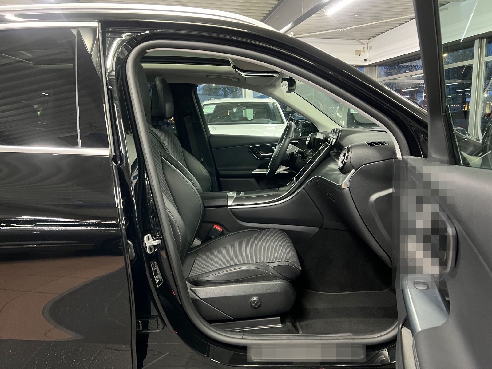 Mercedes-Benz GLC 220d 4M 2x Avantgarde Burmester+AHK+Pano+DIS foto 12