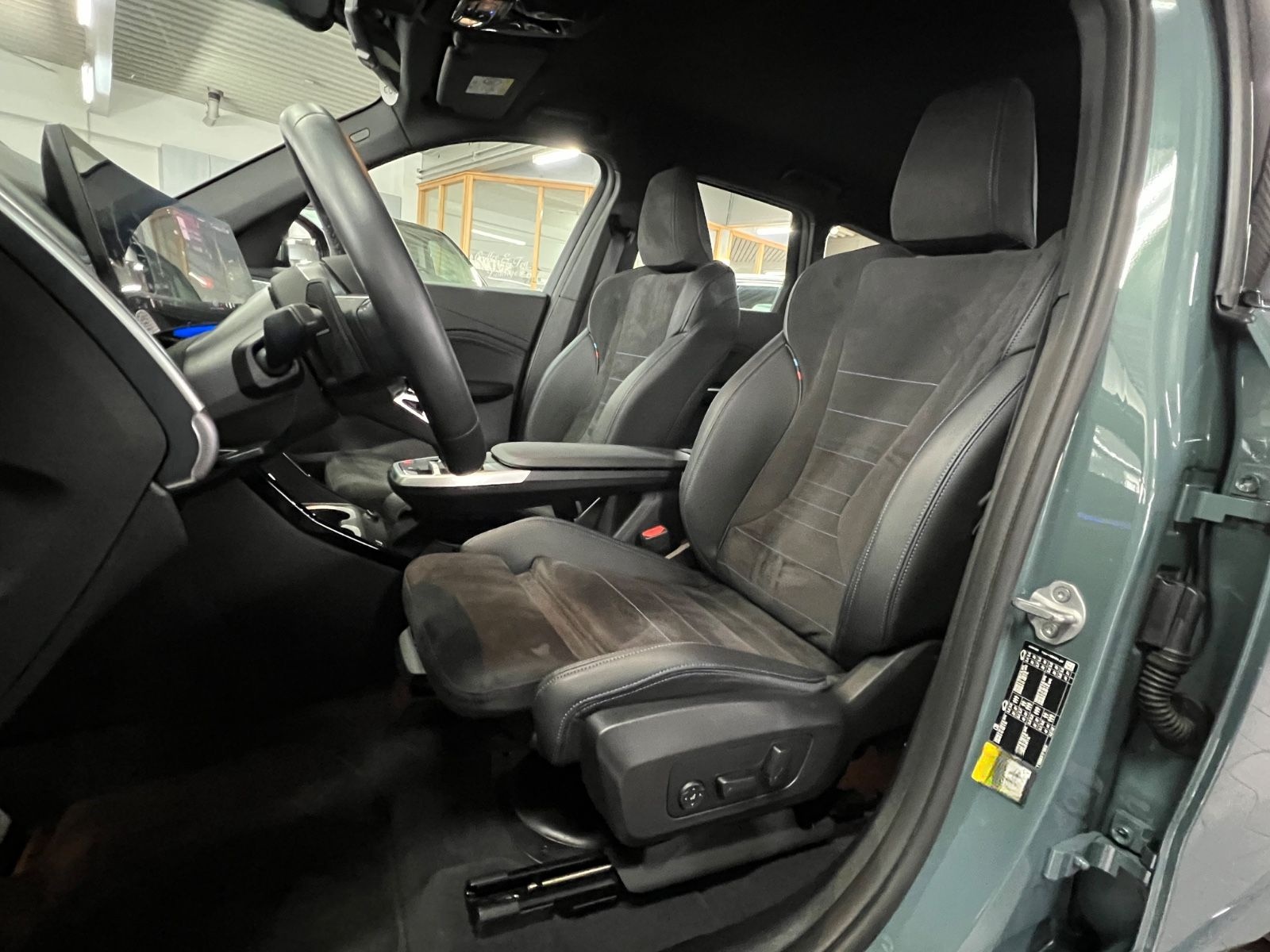 BMW X1 25 e xD M Sport Harman Kardon+DAP+HuD+Park 3D foto 24