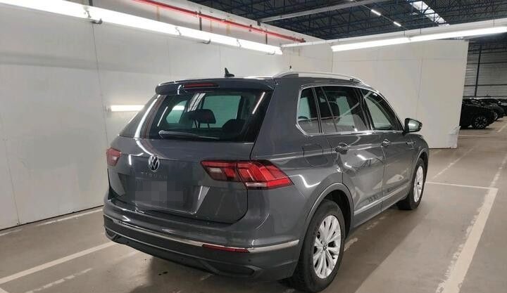 Volkswagen Tiguan 1.5 TSI DSG Life 110kW,LEDER Virtual. foto 2