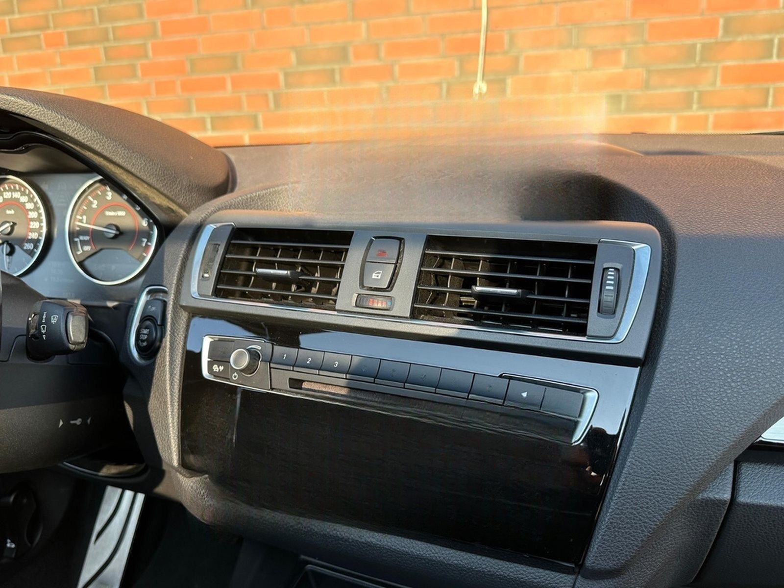 BMW M235i Cabrio Tempomat Leder Navi Scheckheft foto 17