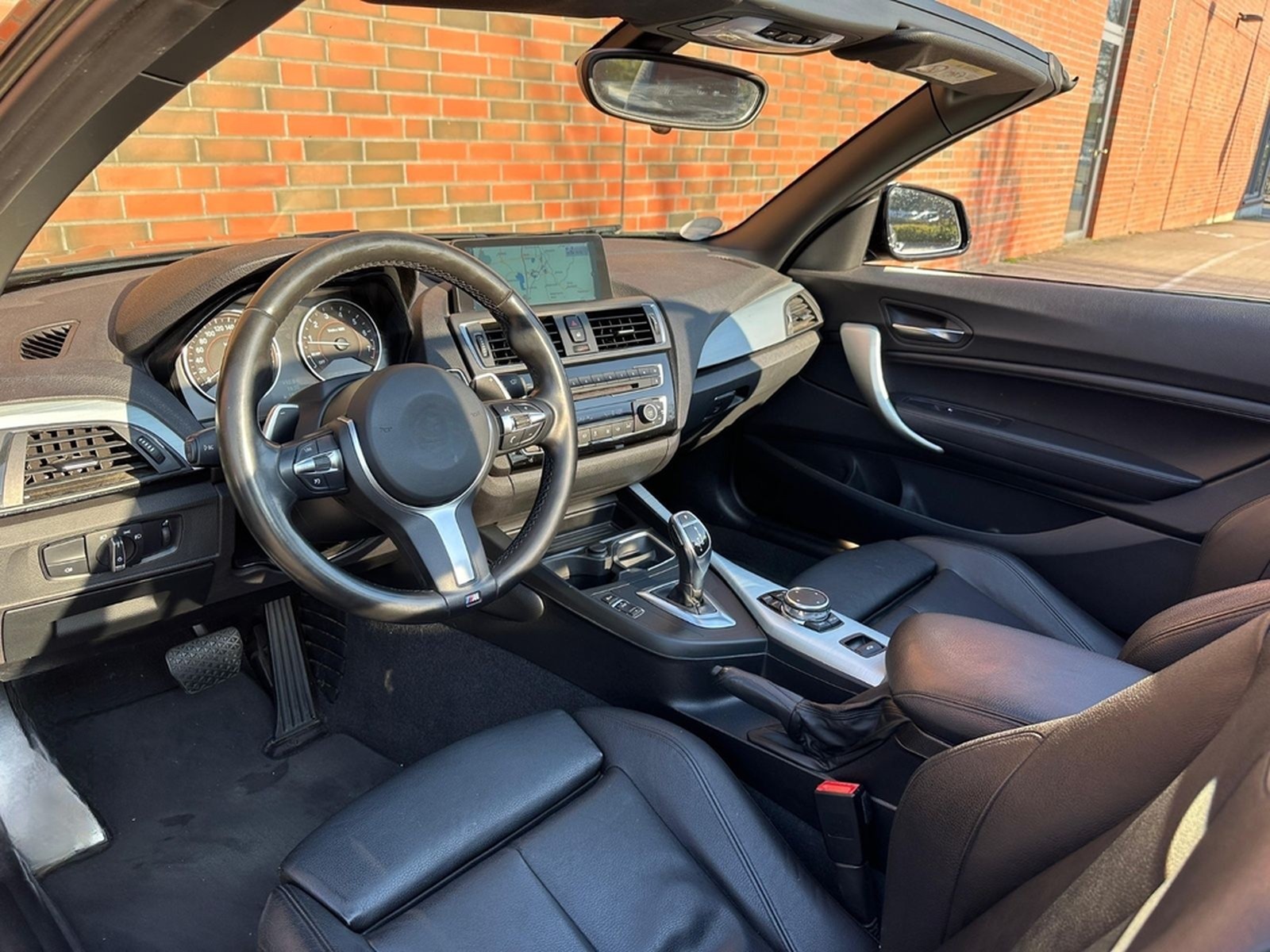 BMW M235i Cabrio Tempomat Leder Navi Scheckheft foto 9