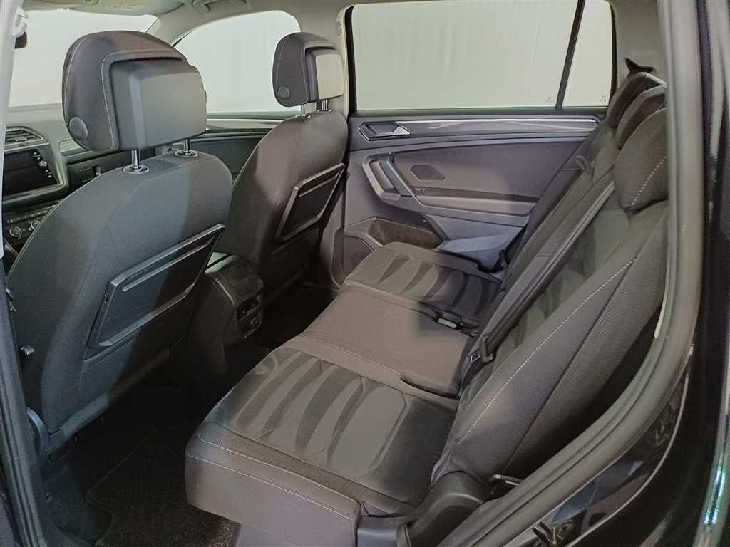 Volkswagen Tiguan Allspace 2.0 TDI Highline 4Motion 7-Sitze foto 3