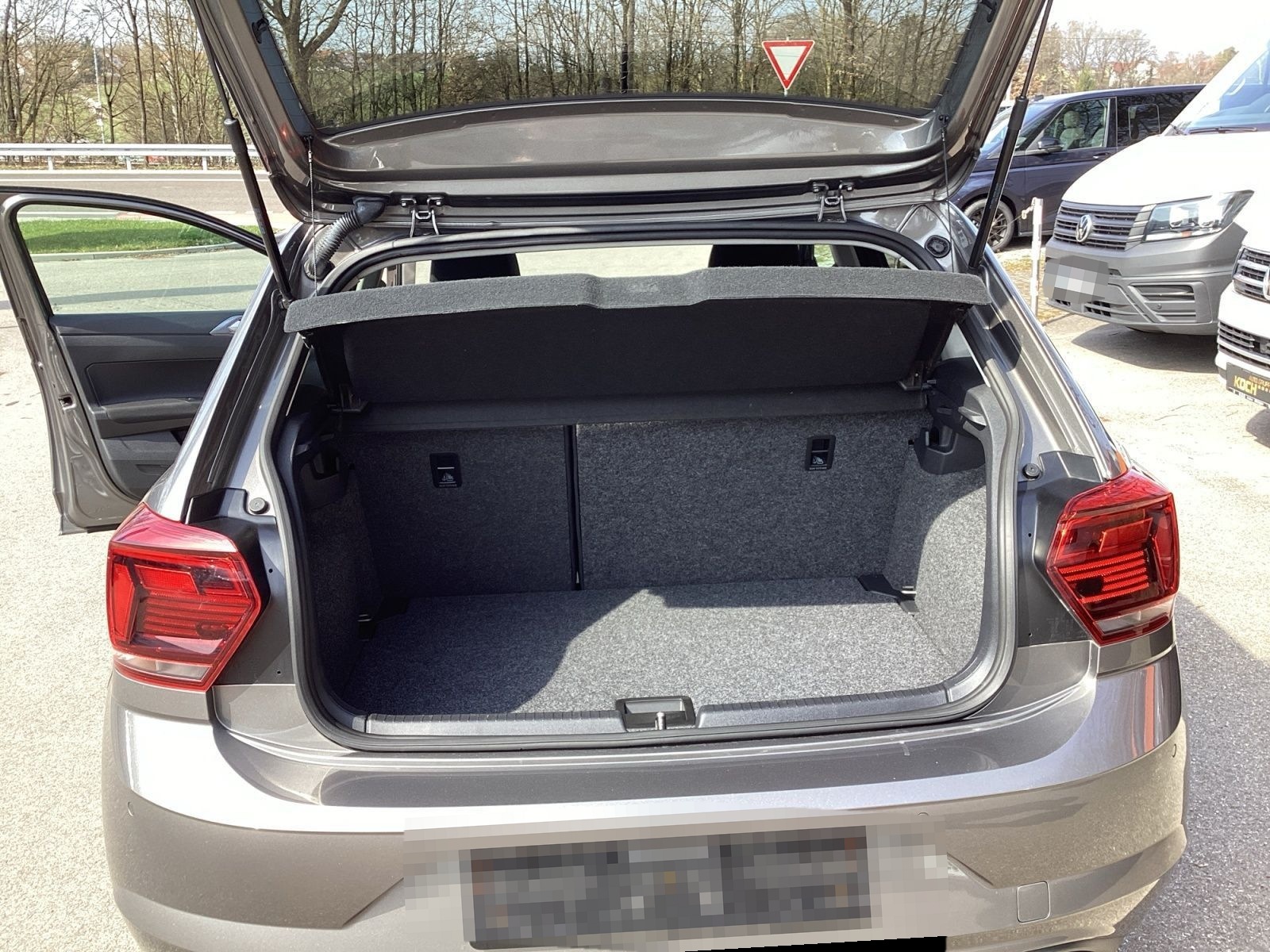 Volkswagen Polo 1.0TSI Highline DSG Navi Kamera foto 12