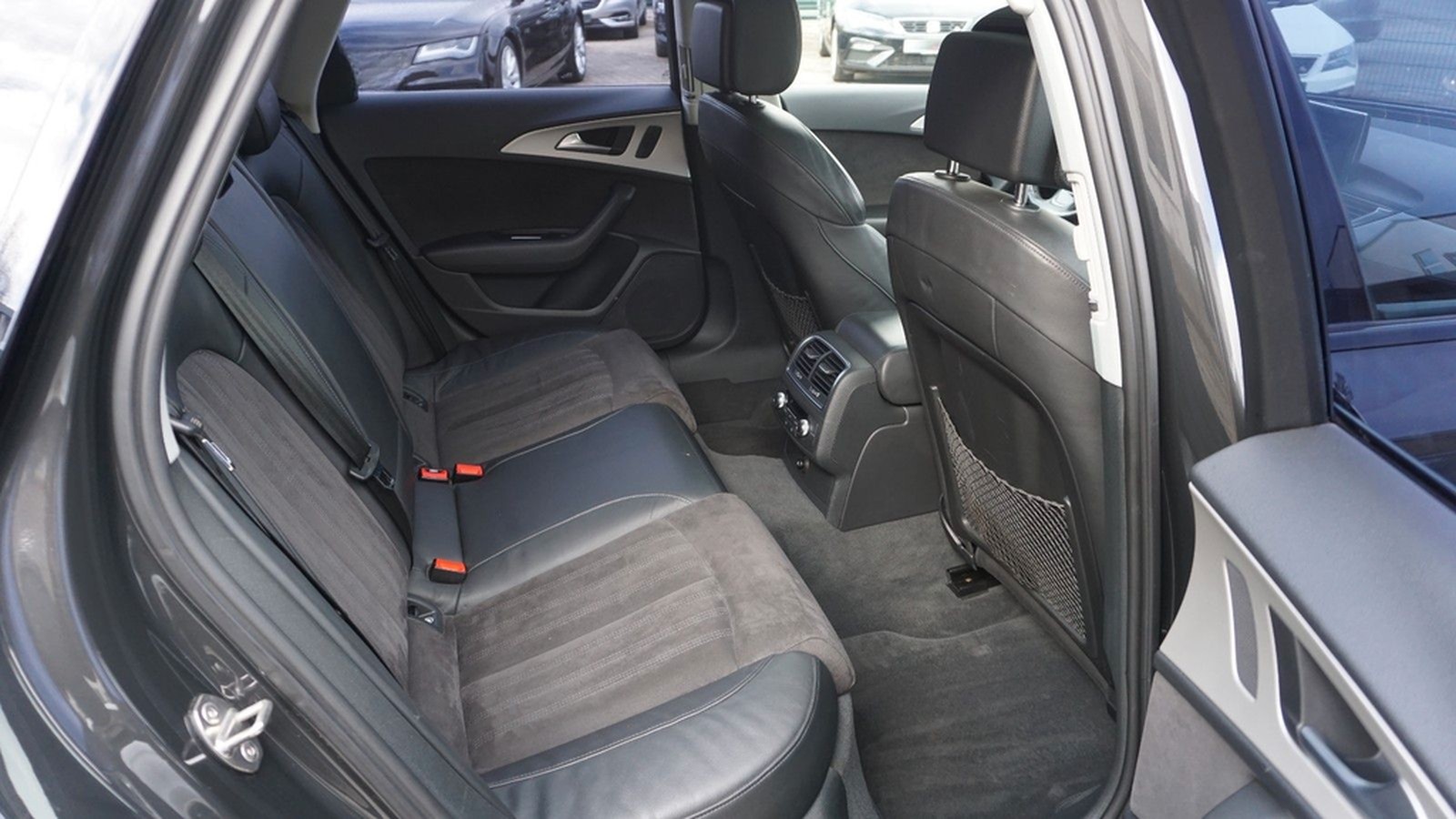 Audi A6 2.0 TDI ultra S-line *Matrix LED*Panoramdach* foto 13