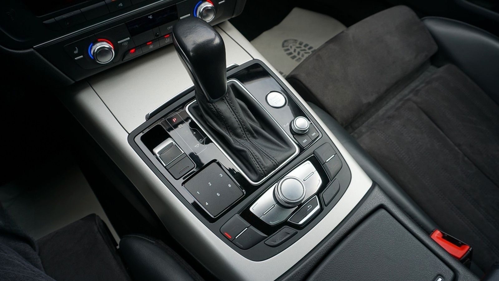 Audi A6 2.0 TDI ultra S-line *Matrix LED*Panoramdach* foto 25