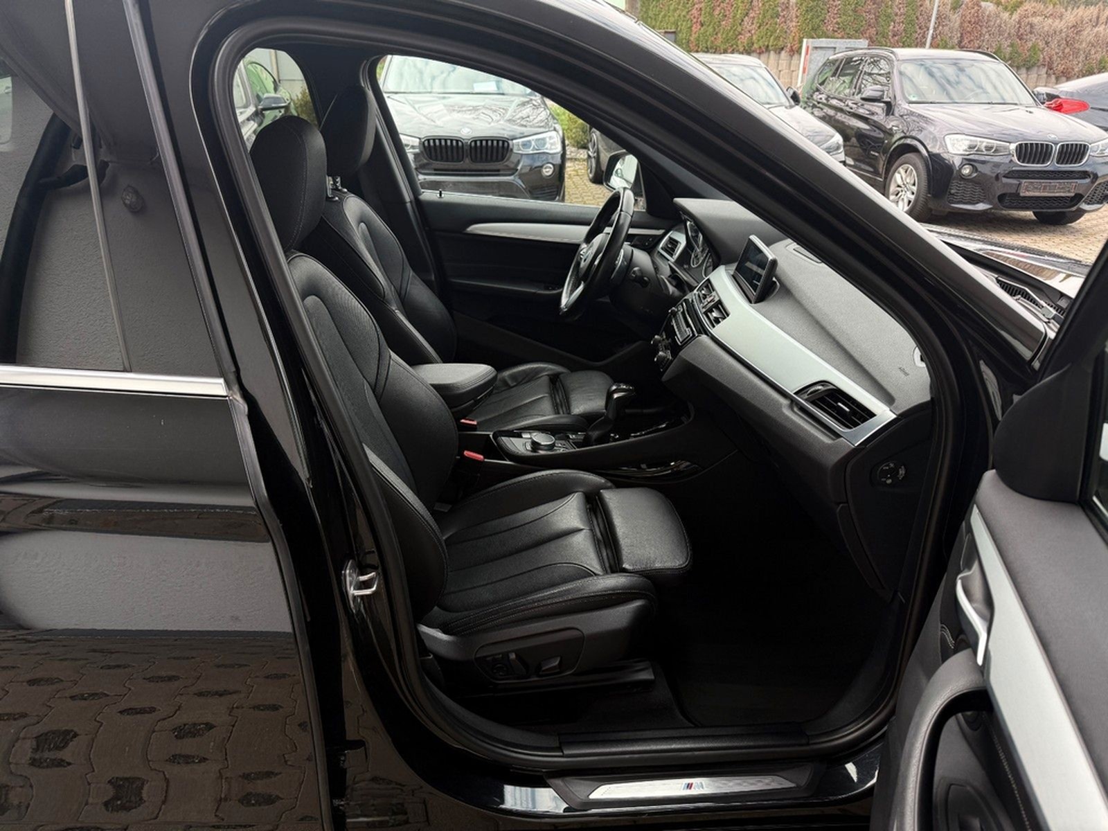 BMW X1 xDrive20d M Sport Leder eSitze AHK HUD DAssis foto 12