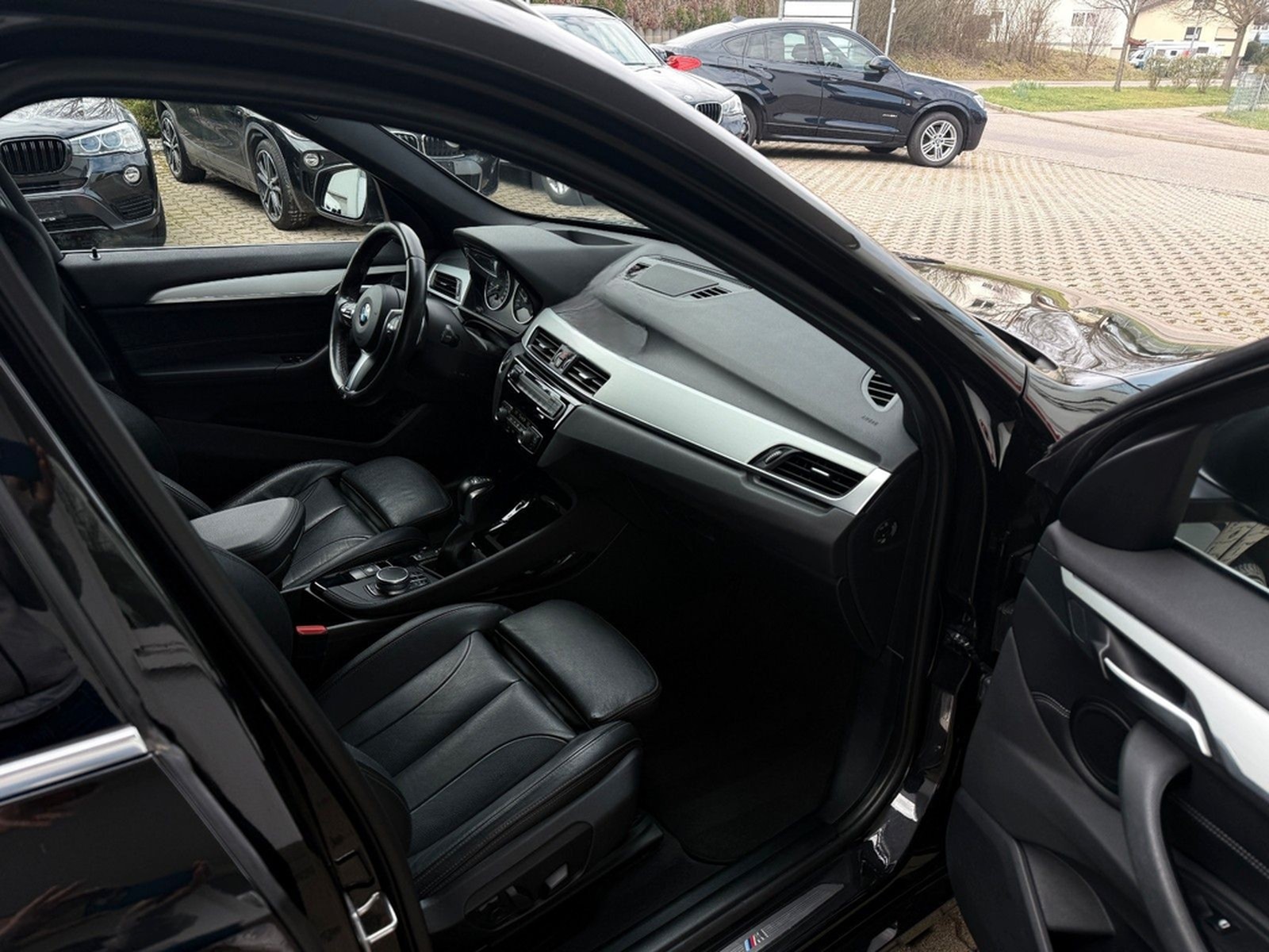 BMW X1 xDrive20d M Sport Leder eSitze AHK HUD DAssis foto 13
