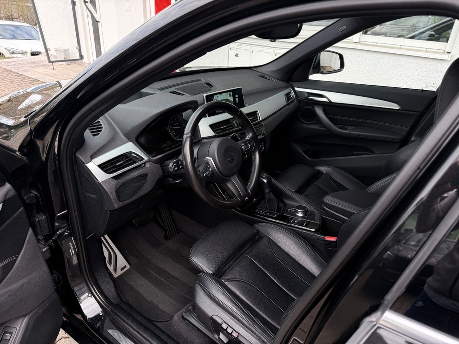 BMW X1 xDrive20d M Sport Leder eSitze AHK HUD DAssis foto 17