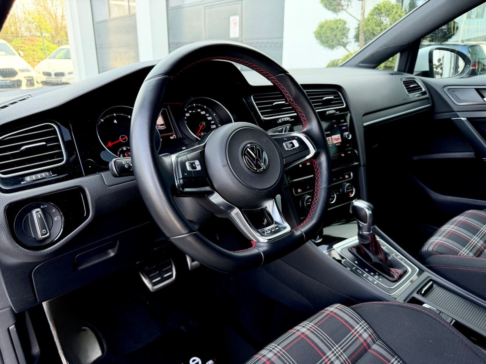 Volkswagen Golf 7 GTI 2.0 TSI DSG // GARANTIE // foto 10