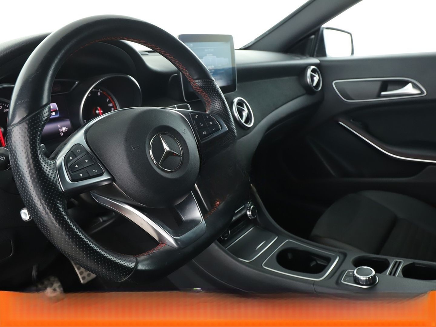 Mercedes-Benz CLA 200 AMG Line Aut.*NAVI*CAM*TEMPO* foto 11