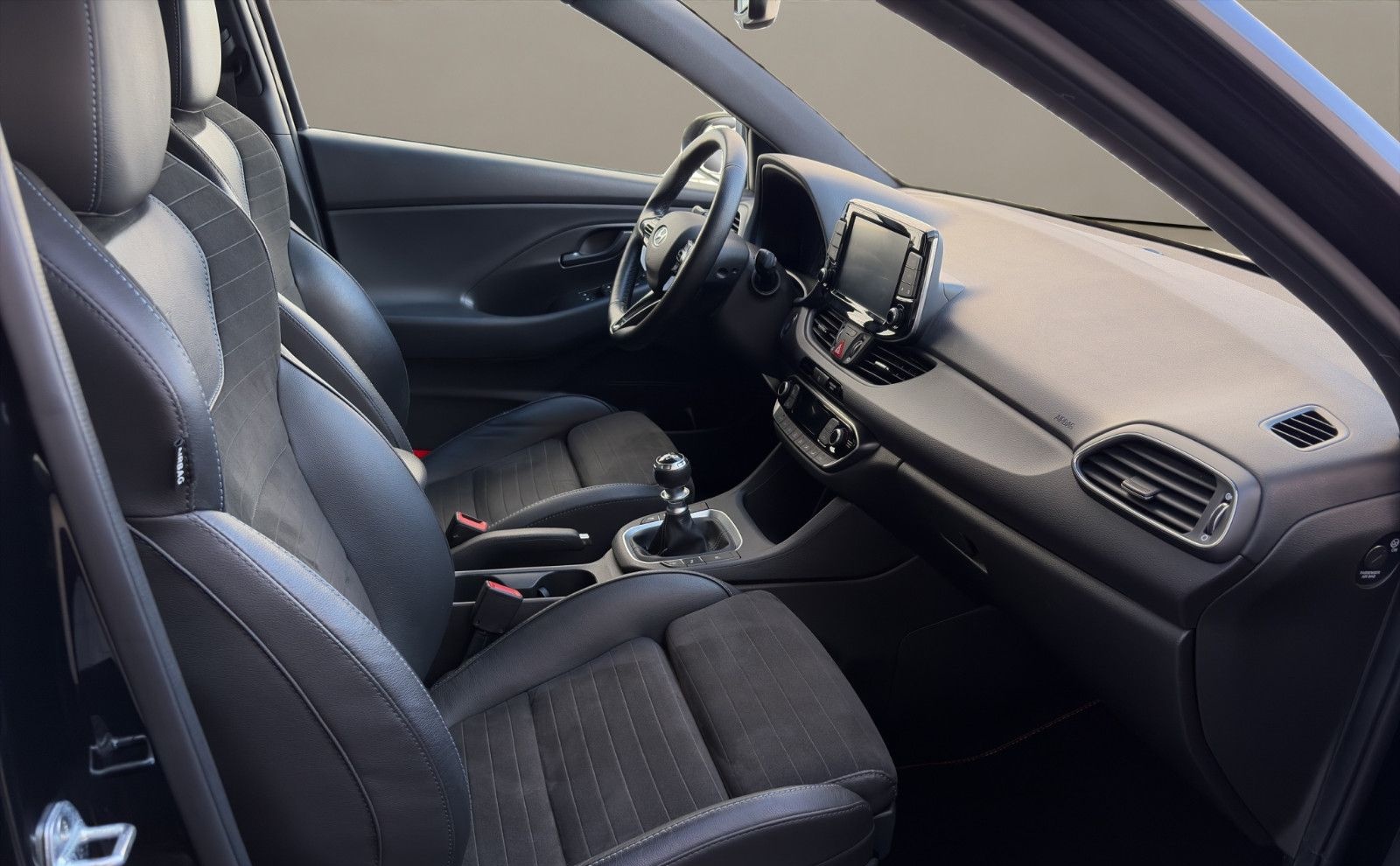 Hyundai i30 N-Performance  Navi/Assists/Kamera foto 8