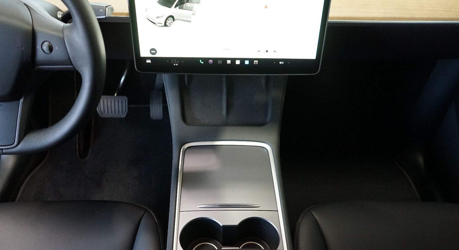Tesla Model Y Long Range Dual AWD 1.Hd+Autopilot+VAT foto 15