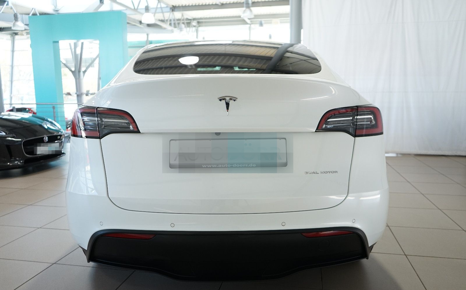Tesla Model Y Long Range Dual AWD 1.Hd+Autopilot+VAT foto 4