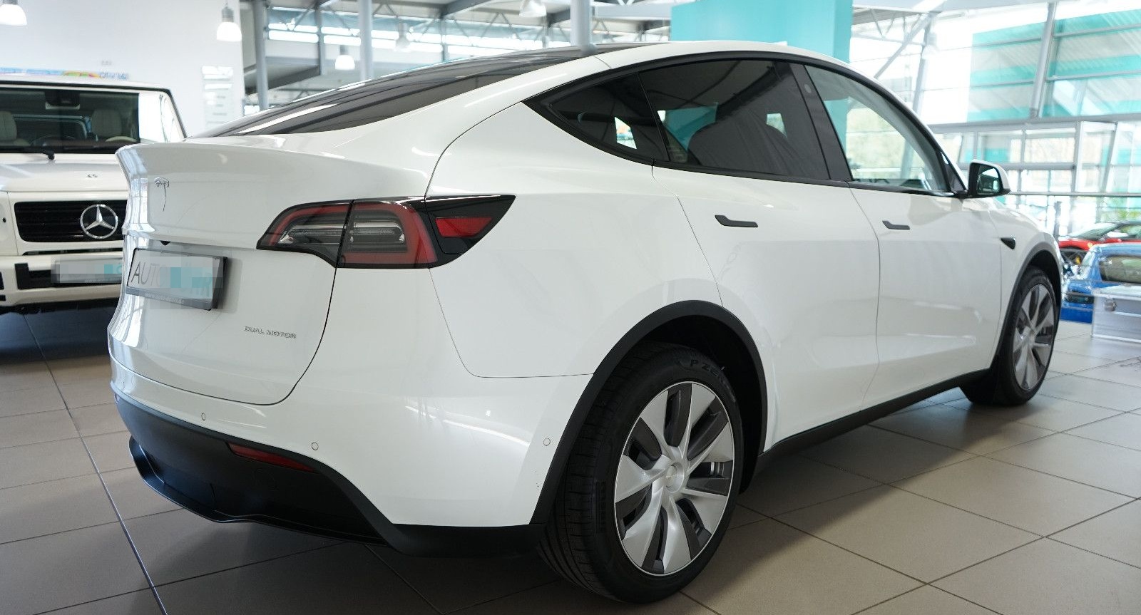 Tesla Model Y Long Range Dual AWD 1.Hd+Autopilot+VAT foto 5