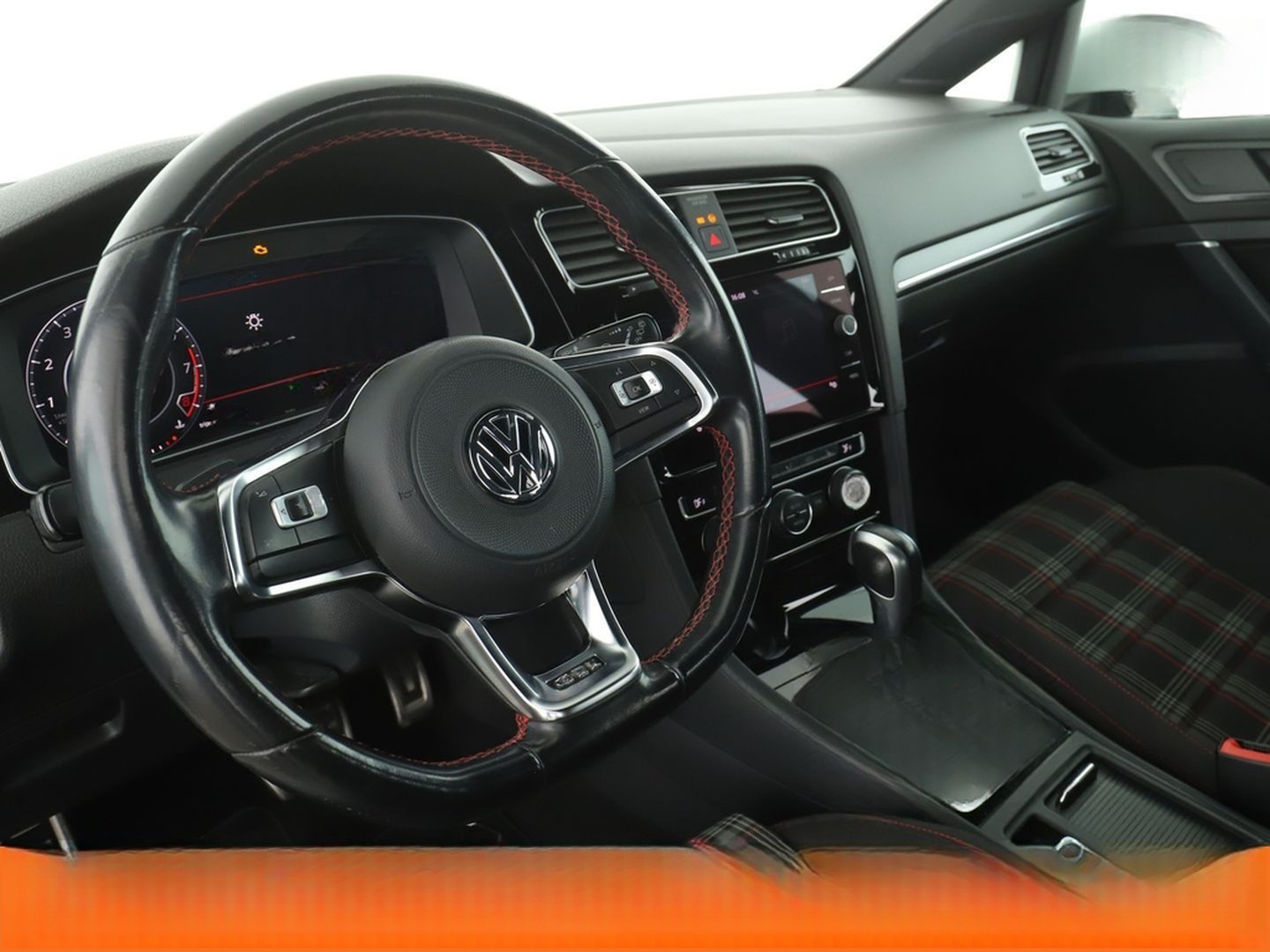 Volkswagen Golf VII 2.0 TSI GTI Performance BM Aut.*LED*PDC foto 11
