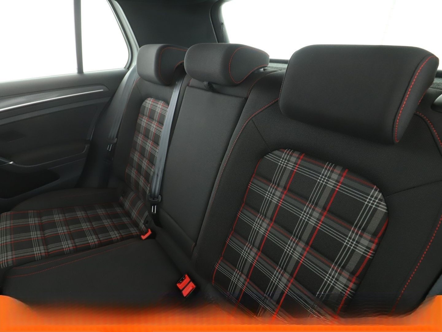 Volkswagen Golf VII 2.0 TSI GTI Performance BM Aut.*LED*PDC foto 14