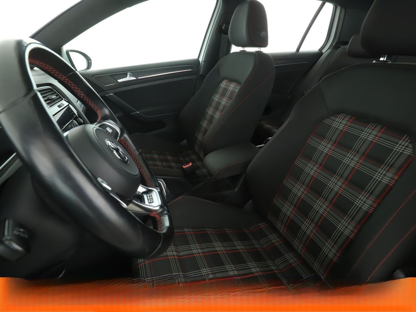 Volkswagen Golf VII 2.0 TSI GTI Performance BM Aut.*LED*PDC foto 10