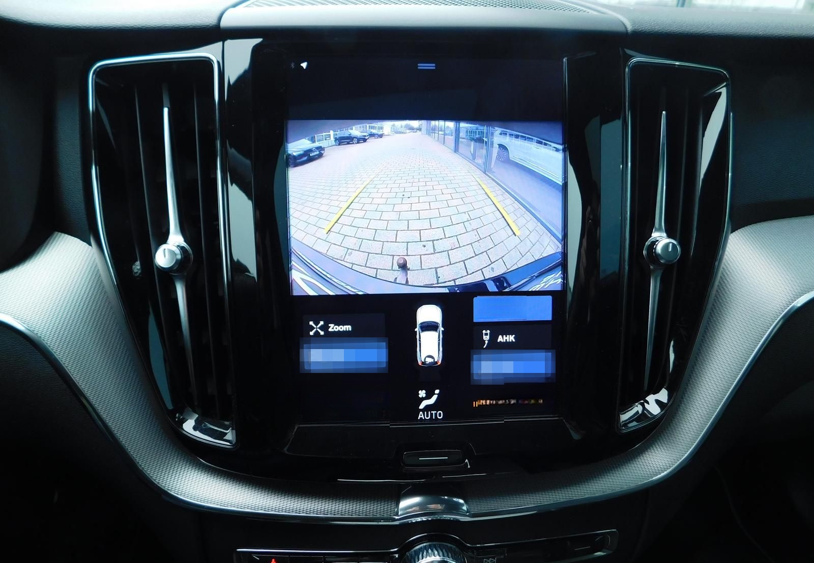 Volvo XC60 D4 R-Design foto 19