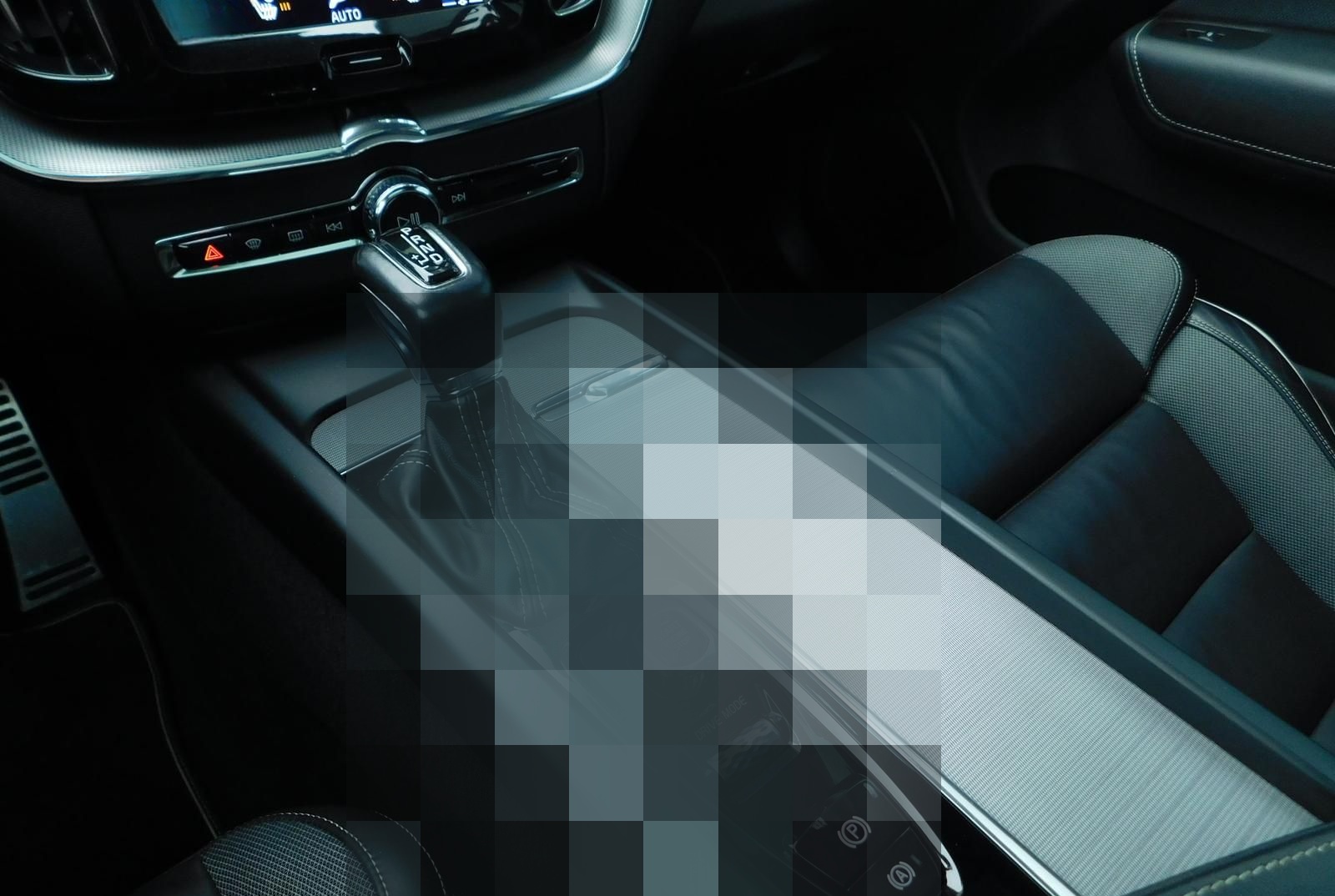 Volvo XC60 D4 R-Design foto 20