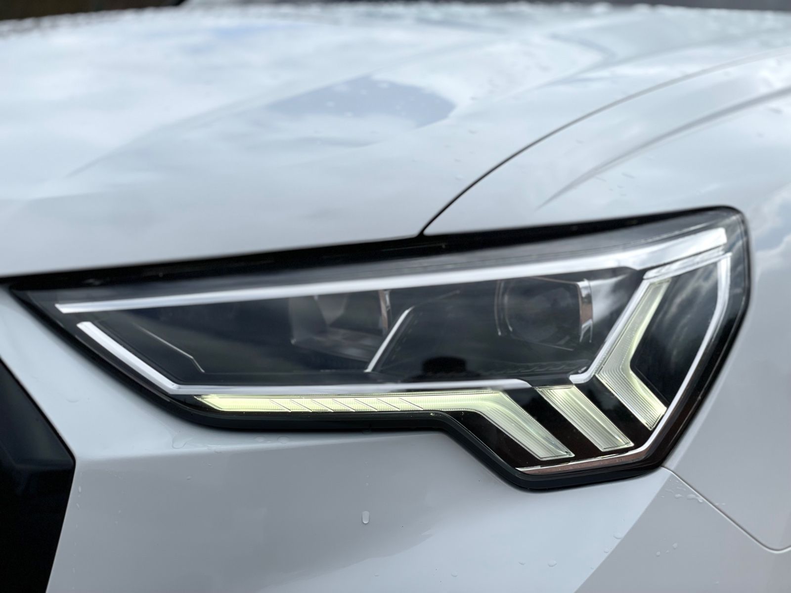 Audi Q3 40 TFSI *quattro* S line plus*RFK*AHK*Pano* foto 7
