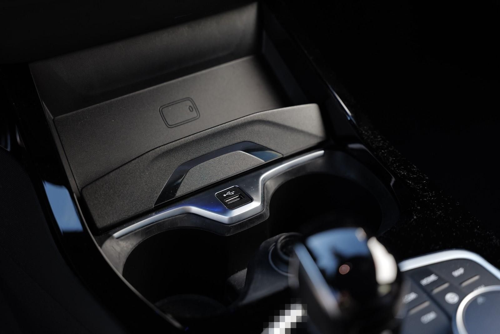 BMW 120i M + BLACK SAPPHIRE + 2. Hand foto 15