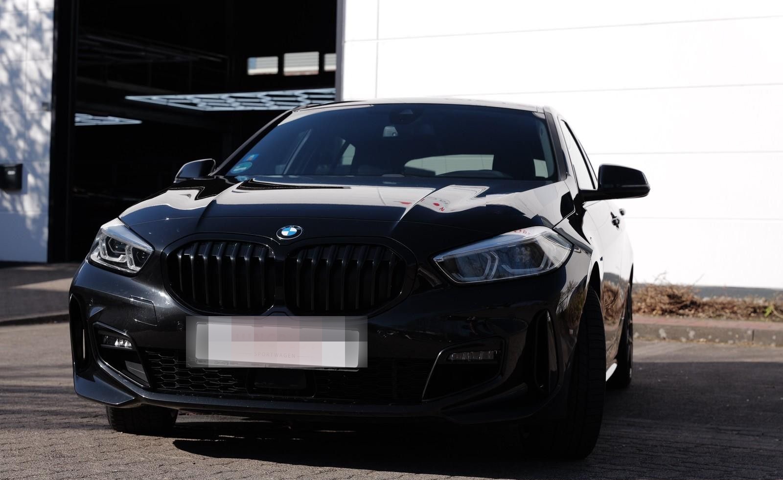 BMW 120i M + BLACK SAPPHIRE + 2. Hand foto 25