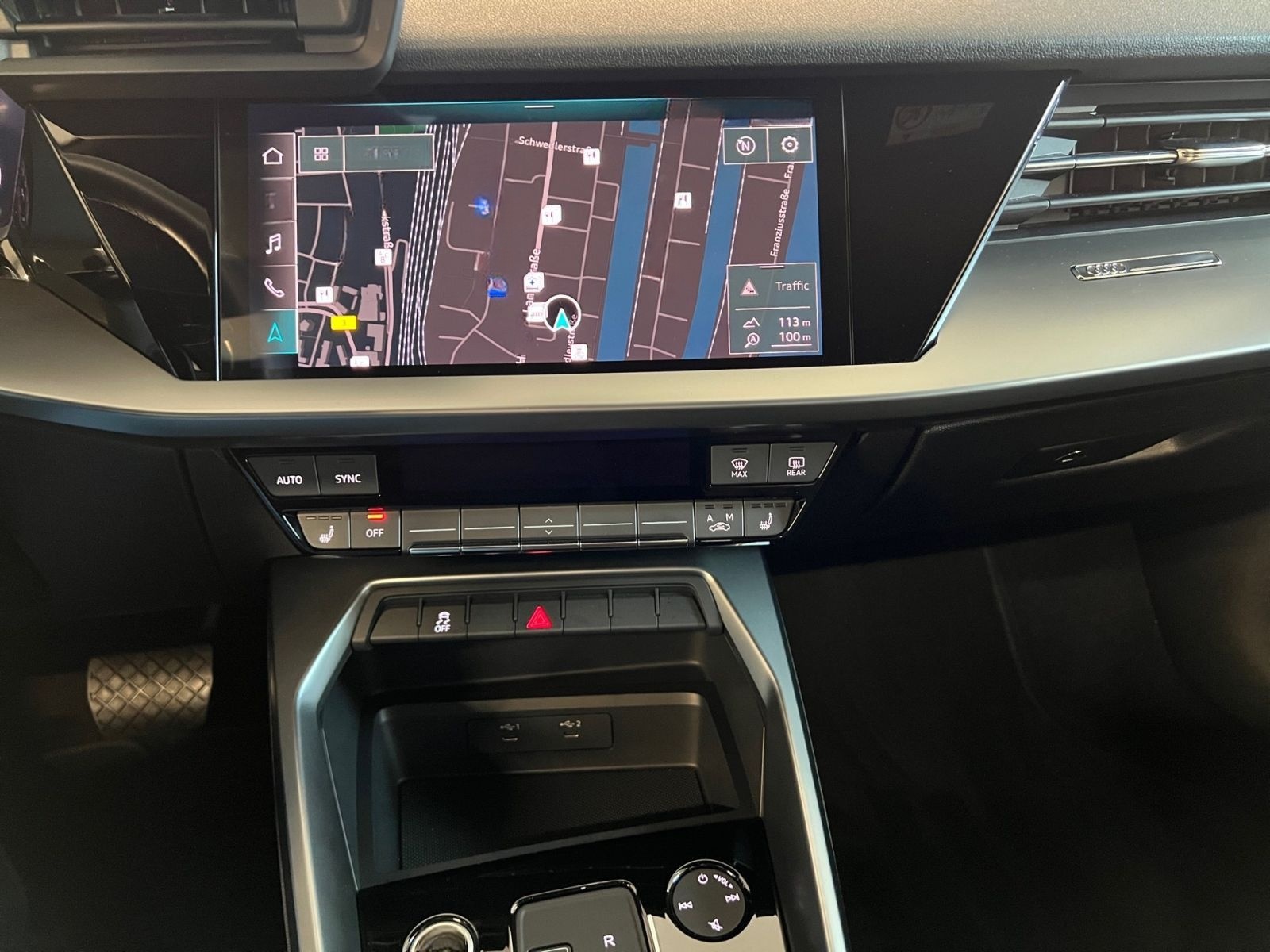 Audi A3 Limousine 35 TFSI S tronic S line VC DAB Sitz foto 11