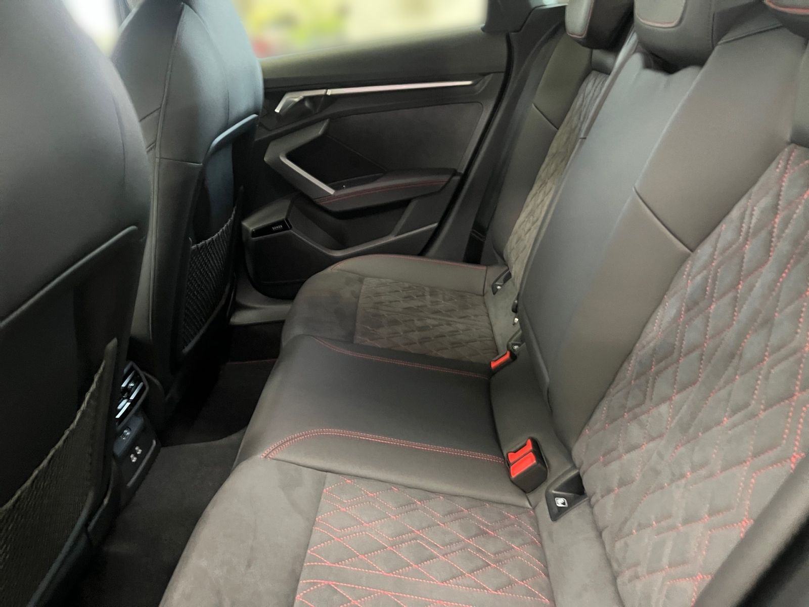 Audi S3 Sportback TFSI S tronic MatrixLED VC DAB HuD foto 11
