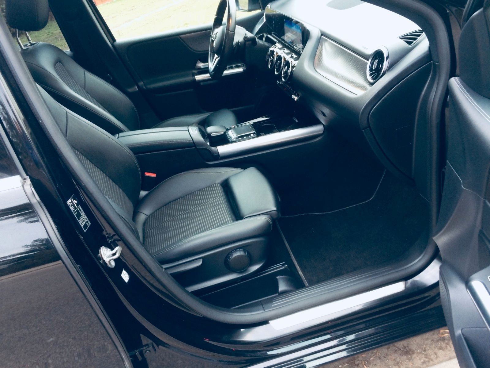 Mercedes-Benz B 180 -STANDHEIZUNG - PANORAMA-SCHIEBEDACH foto 4