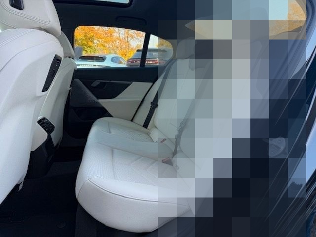 BMW 520d xDrive Limo/Black-White/Pano/H&K/Keyless foto 11
