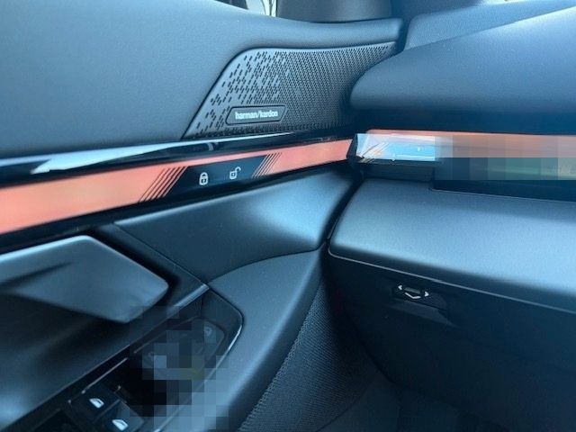 BMW 520d xDrive Limo/Black-White/Pano/H&K/Keyless foto 12