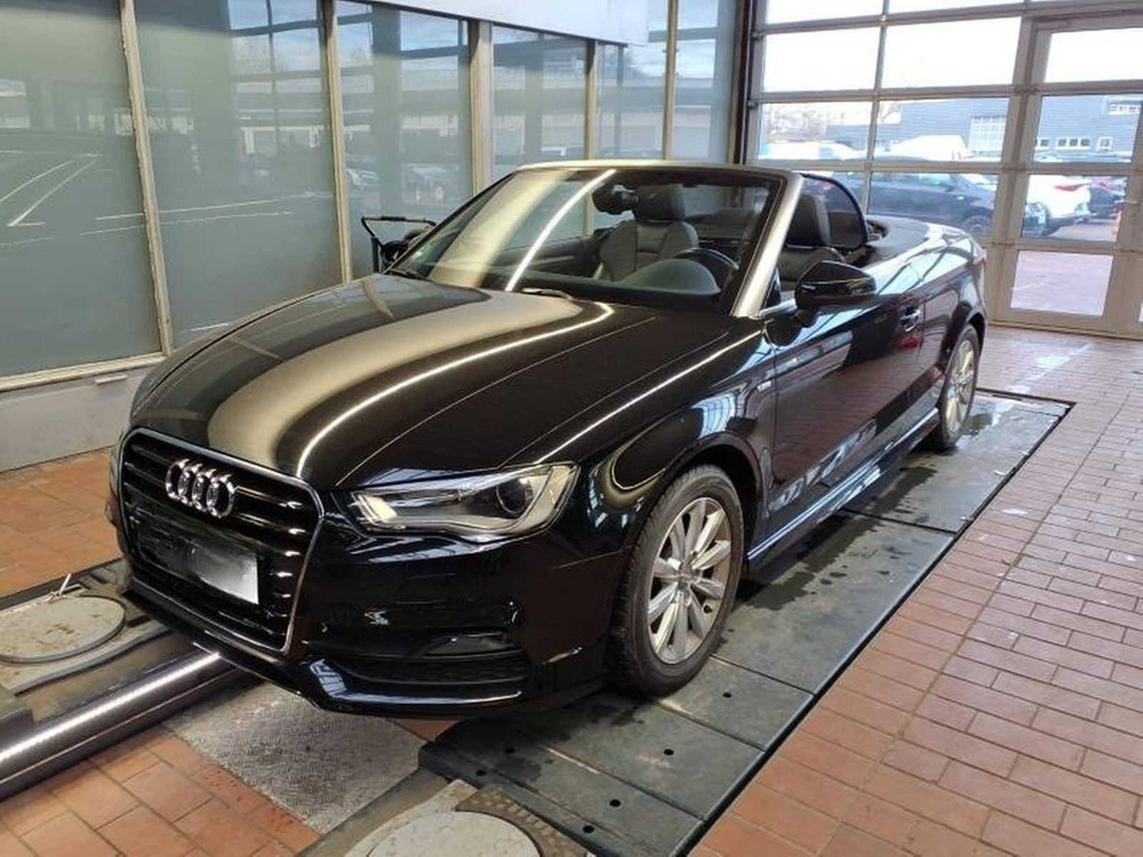 Audi A3 Cabriolet 1.8 TFSI S line Sportpaket Xenon Na foto 2