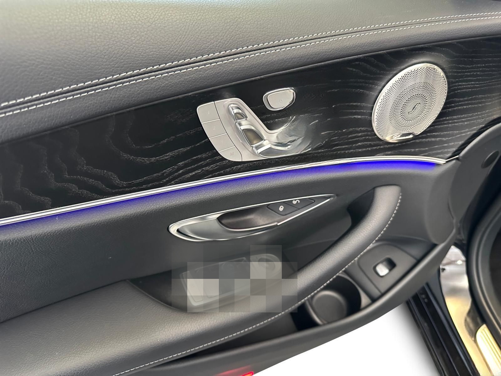 Mercedes-Benz E 400 d 4M T AMG  BURMESTER 360° Standhz DISTRON foto 11