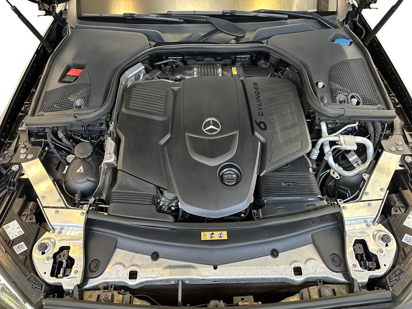 Mercedes-Benz E 400 d 4M T AMG  BURMESTER 360° Standhz DISTRON foto 14