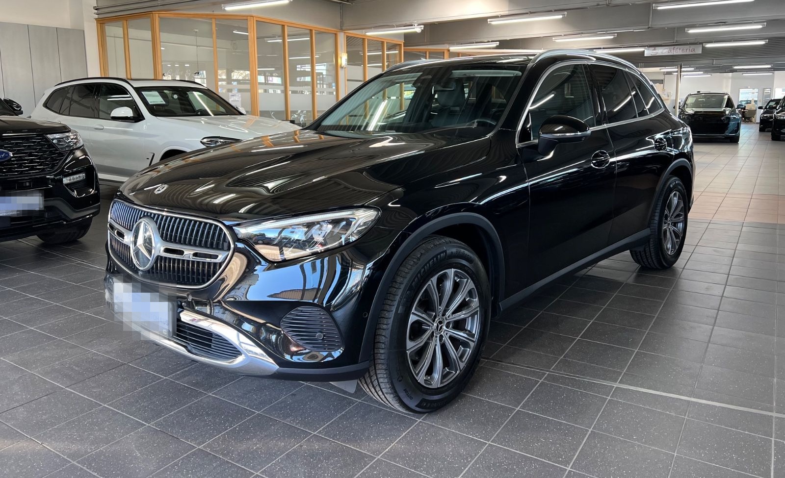 Mercedes-Benz GLC 220d 4M Avantgarde Advanced PLUS+Agility+360 foto 2