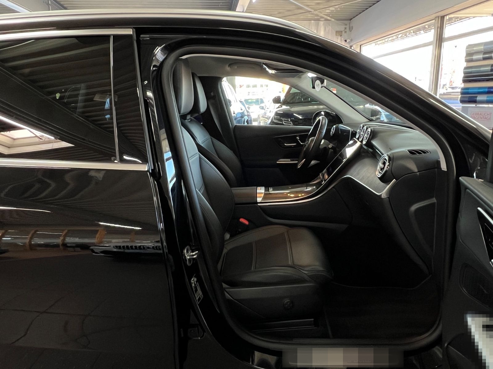 Mercedes-Benz GLC 220d 4M Avantgarde Advanced PLUS+Agility+360 foto 17