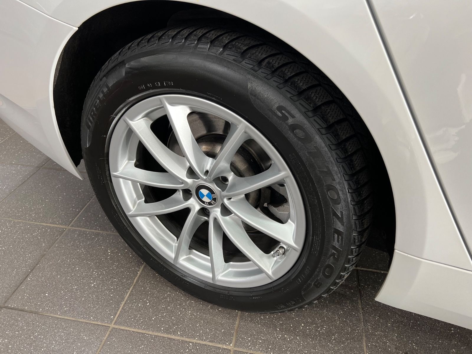 BMW 520d Touring DAP+HuD+Pano+MEM+AKTIV+DAKOTA foto 12