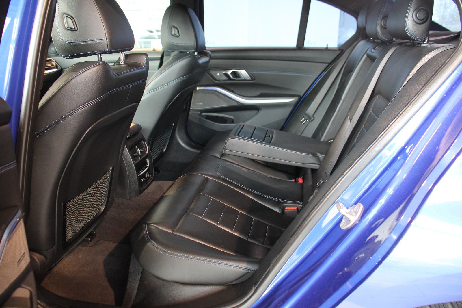 BMW 330i M Sport Limousine ACC Kamera Laser AHK foto 15