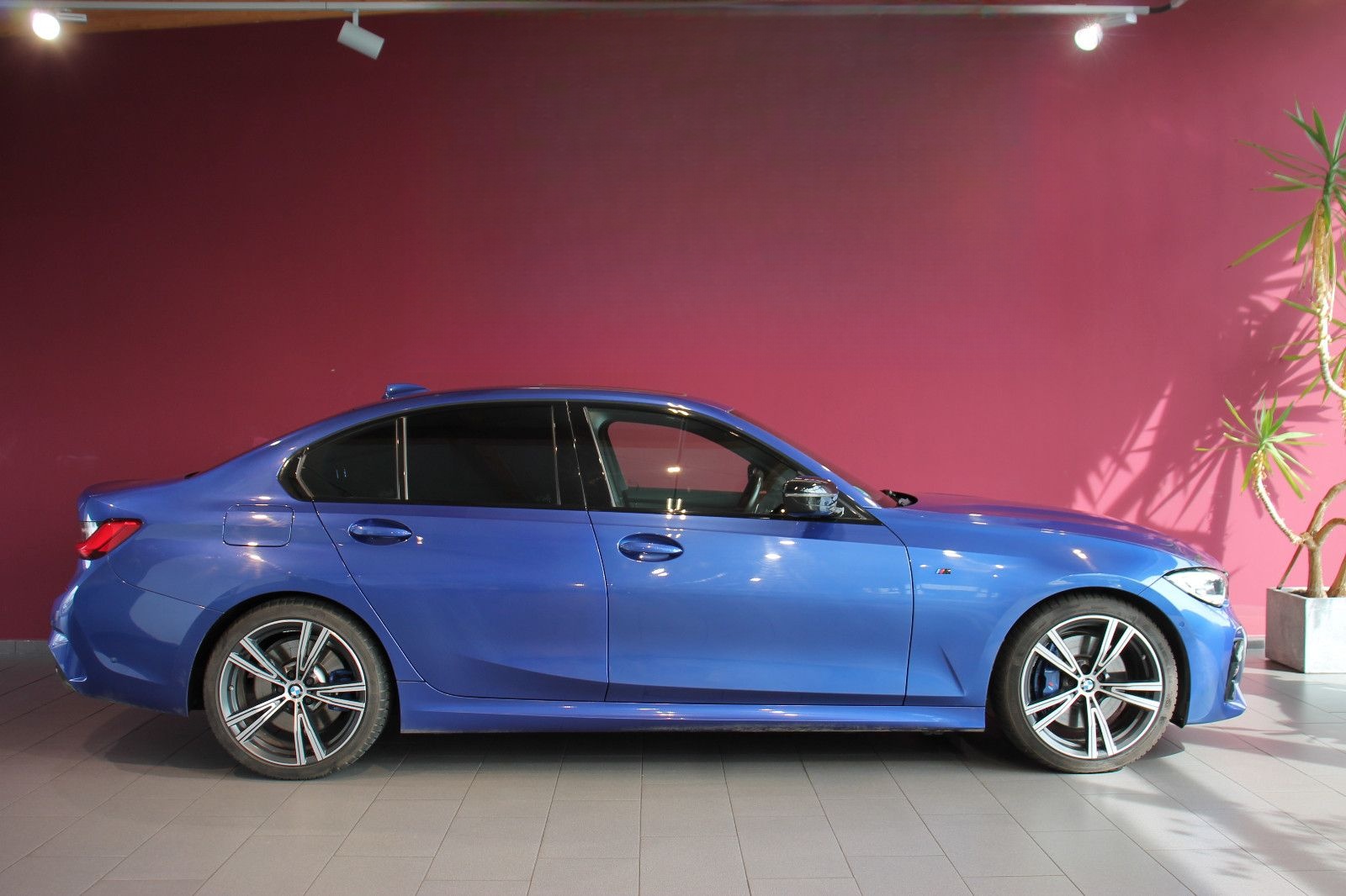 BMW 330i M Sport Limousine ACC Kamera Laser AHK foto 7