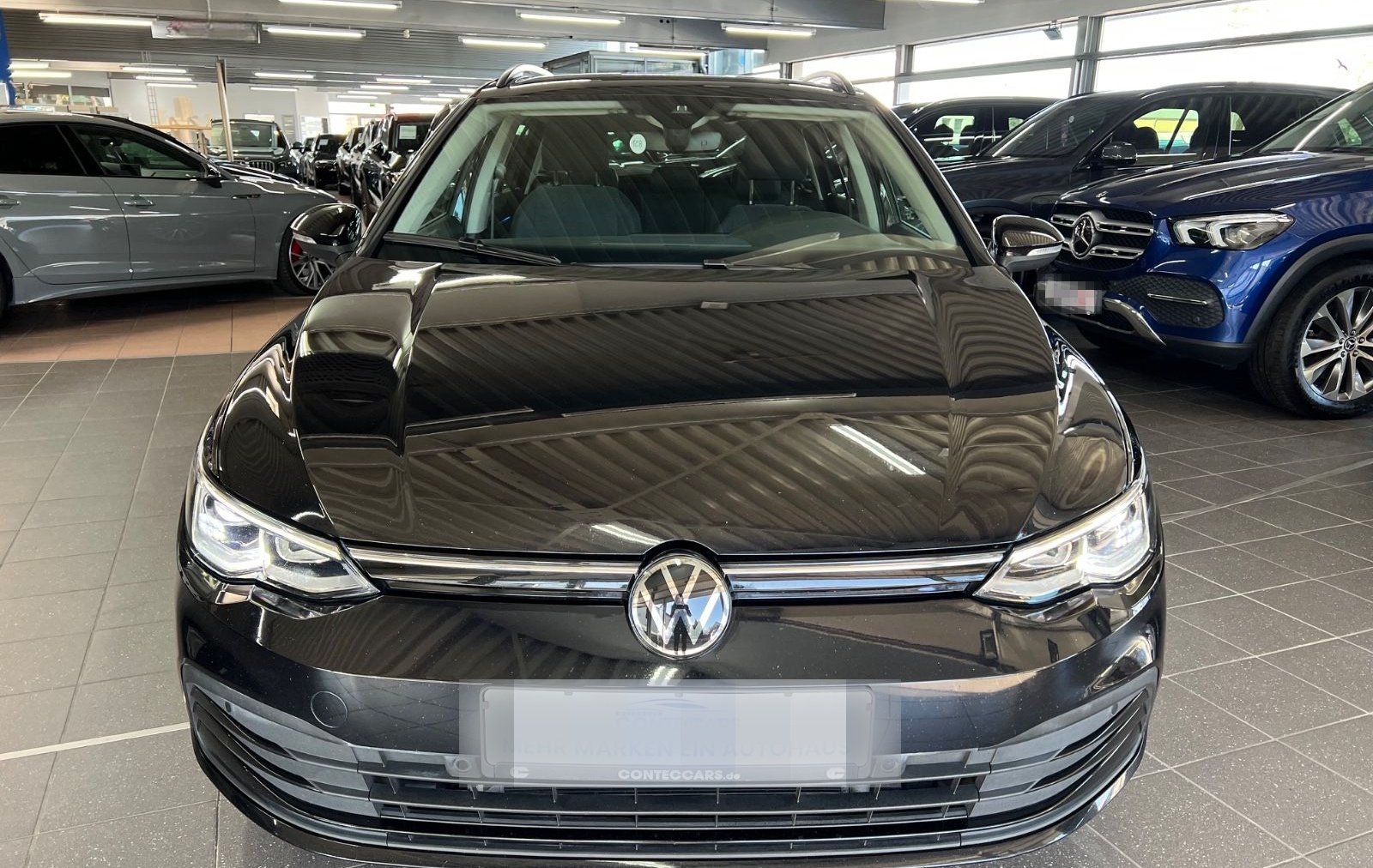 Volkswagen Golf VIII Var. 2.0TDI  Life L&S+LED PLUS+Klima3Z foto 3