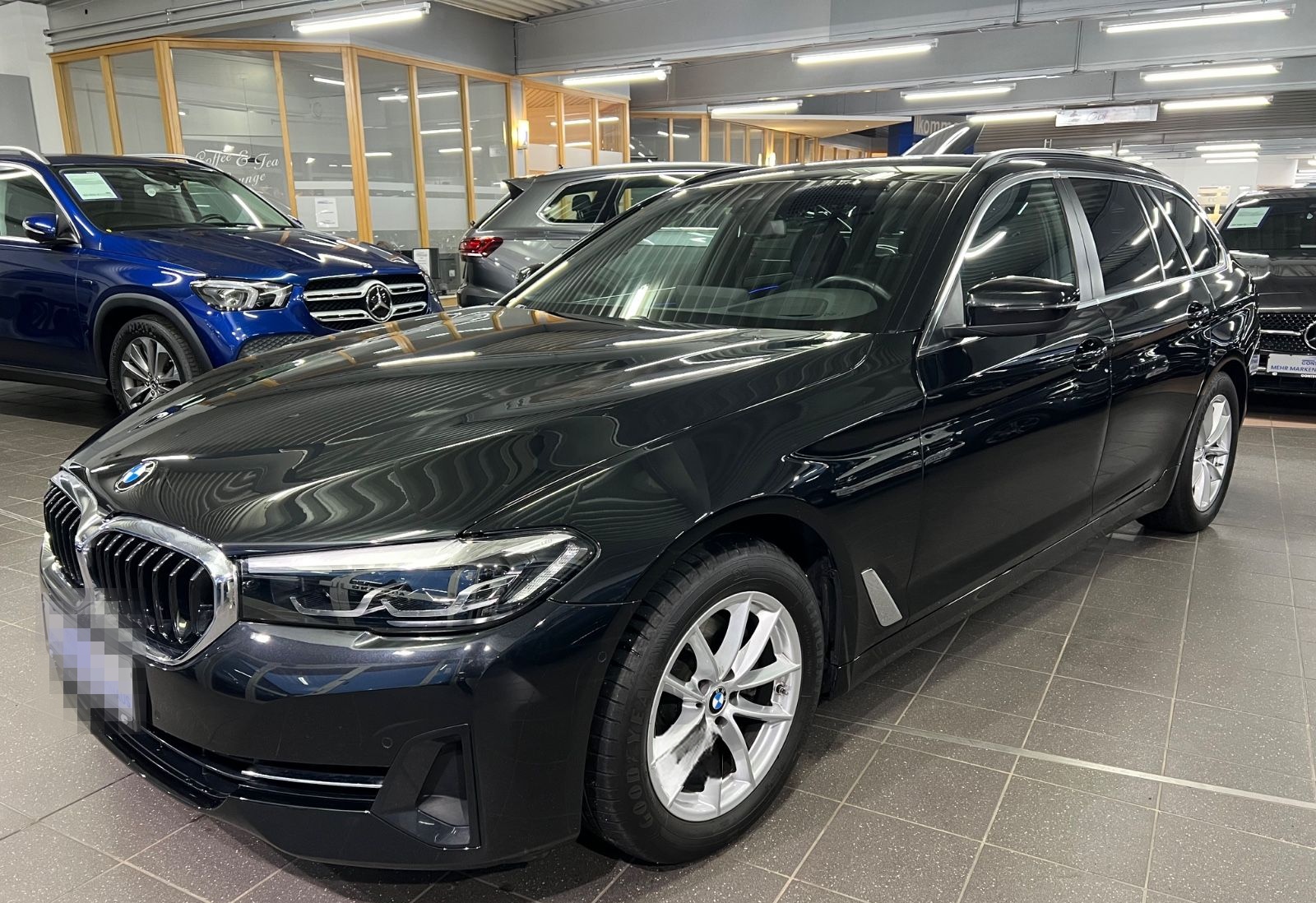 BMW 520 d Touring AMB+HuD+Park Assist+Standheizung foto 5