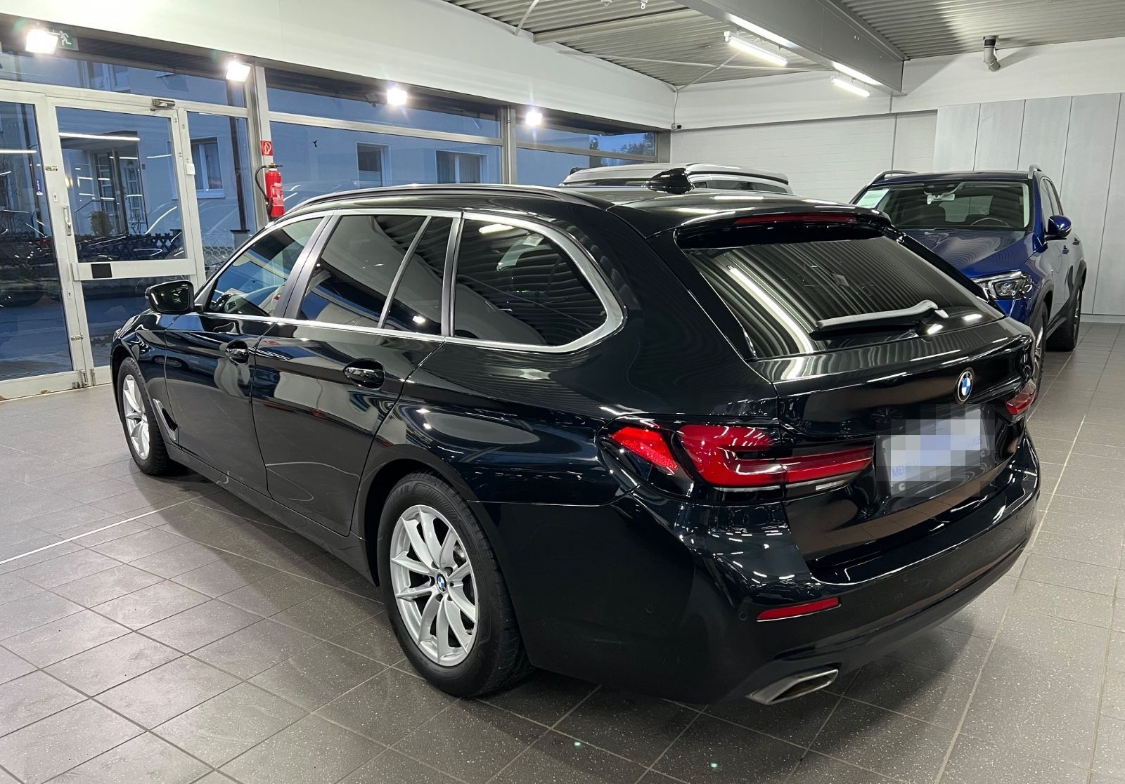 BMW 520 d Touring AMB+HuD+Park Assist+Standheizung foto 8