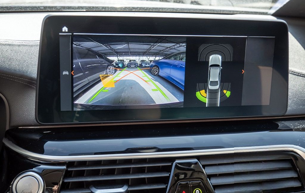 BMW 530d xDrive Luxury Line STANDHZ+LEDER+H/K+AKTIVL foto 14