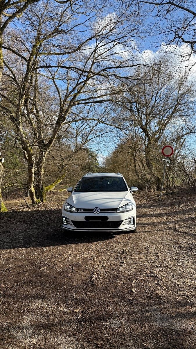 Volkswagen Golf 7 Variant GTD foto 2